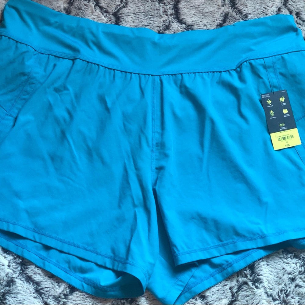 Xersion NWT 3X Light Blue Women’s Work Out Shorts